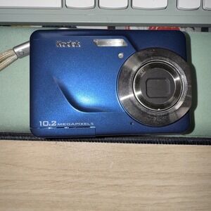 Kodak EasyShare C180 Blue 10.2 MP Compact Digital Camera. NOT WORKING